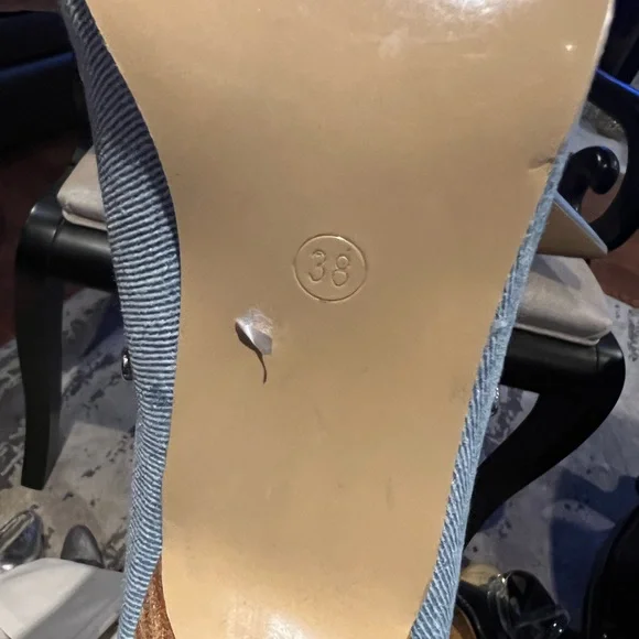 Boots - Picture 8 of 8